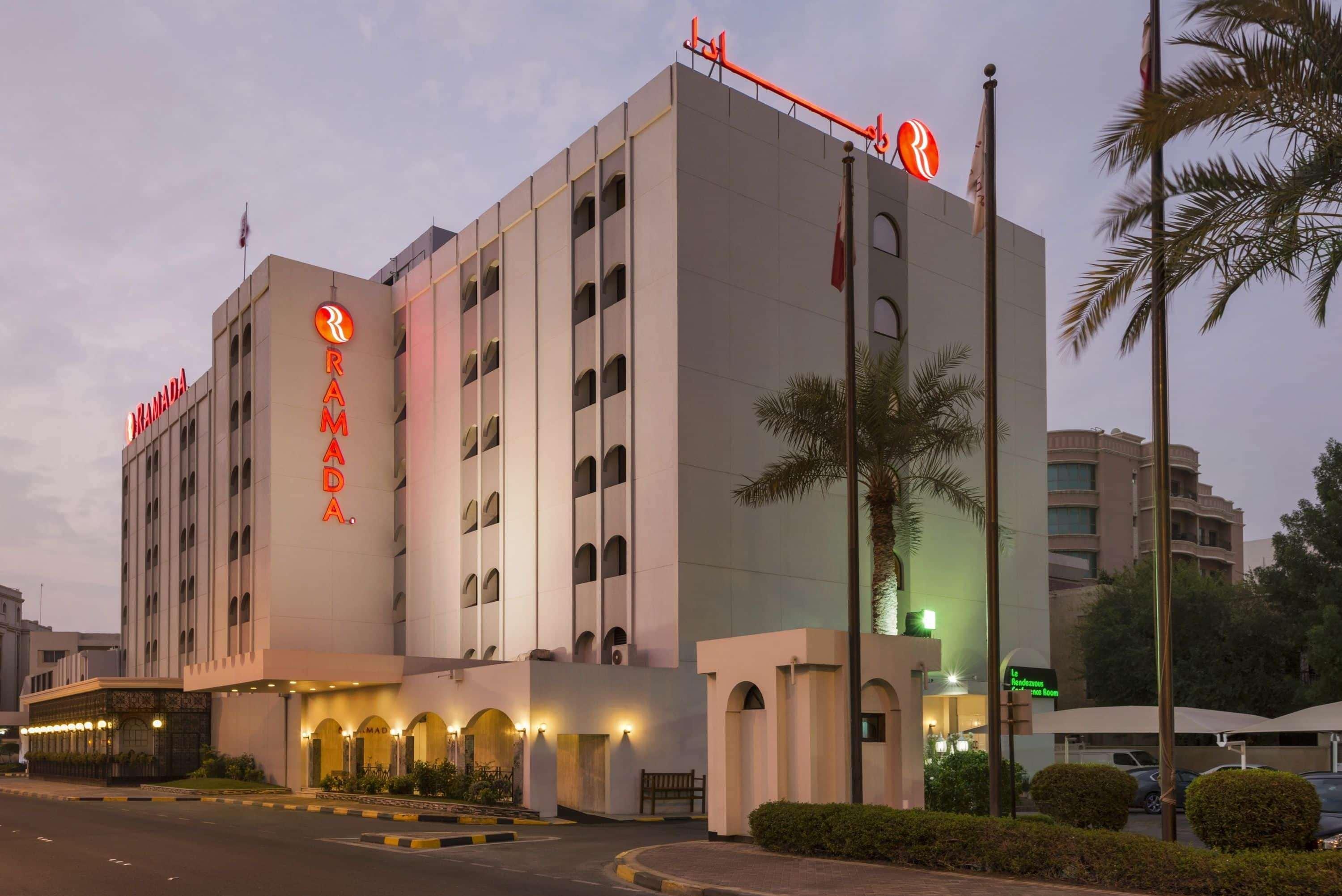 Ramada By Wyndham Bahrain Hotel Manama Luaran gambar