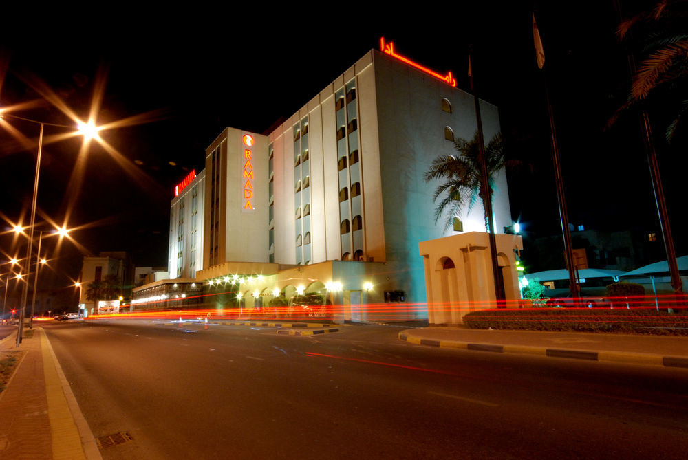 Ramada By Wyndham Bahrain Hotel Manama Luaran gambar
