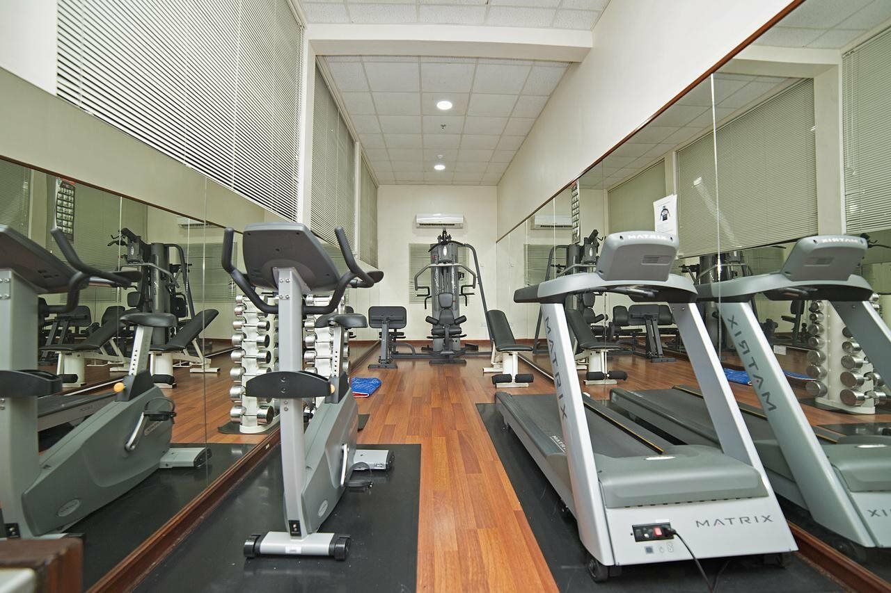 Ramada By Wyndham Bahrain Hotel Manama Luaran gambar